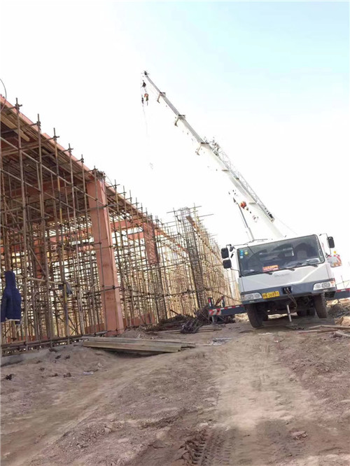 延长县吊车作业的安全注意事项有哪些？